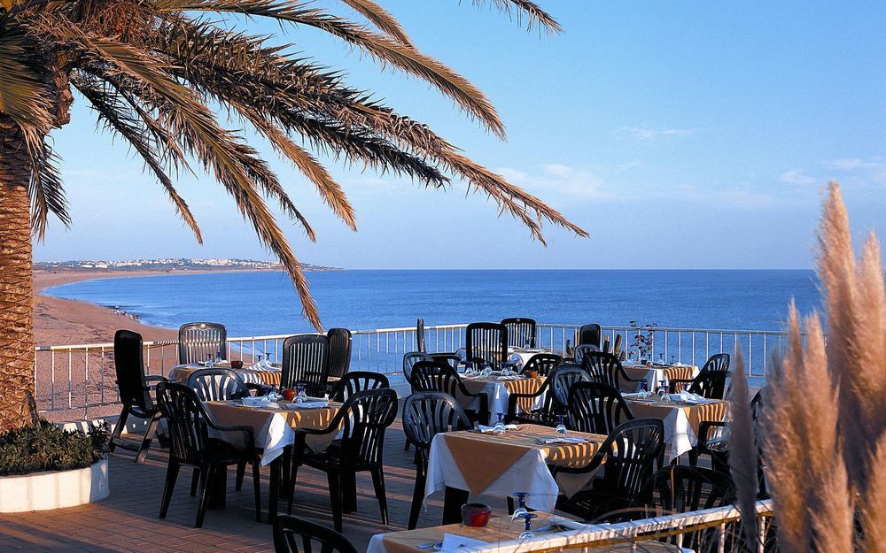 Holiday Inn Algarve - Armacao De Pera, An Ihg Hotel Eksteriør bilde